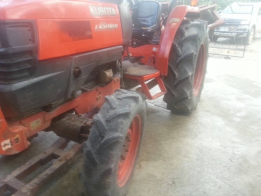 ขายรถไถ่ KUBUTA L45DI ปี53 ใบมีดจาน 6 รถทำงาน 1,830 ชั่วโมง รถสวยพร้อมใช้งาน เล่มทะเบียนพร้อมโอน ขายรถไถ่ KUBUTA L45DI ปี53 ใบมีดจาน 6 รถทำงาน 1,830 ชั่วโมง รถสวยพร้อมใช้งาน เล่มทะเบียนพร้อมโอน