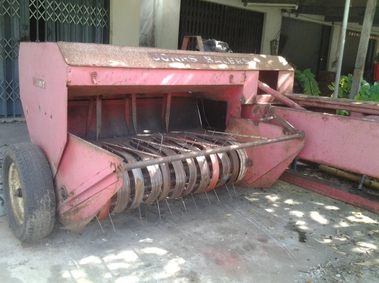 ขายตามสภาพเครื่องอัดฟางใช้งานได้เลย ขายตามสภาพเครื่องอัดฟางใช้งานได้เลย