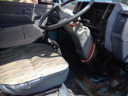 (จบการขายแล้วค่ะ)6  ล้อดั้มอีซูสุ    NKR    88  แรงม้า 3 คิว  เล่มพร้อม...พร้อมใช้งาน..