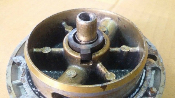 ขายครับอะไหล่ honda c92/cd125 /cb250/cb350/ cb360/cb77 อื่นๆๆดูเอาครับ กทม.