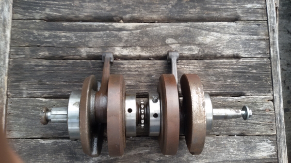 ขายครับอะไหล่ honda c92/cd125 /cb250/cb350/ cb360/cb77 อื่นๆๆดูเอาครับ กทม.