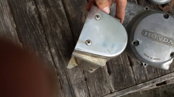 ขายครับอะไหล่ honda c92/cd125 /cb250/cb350/ cb360/cb77 อื่นๆๆดูเอาครับ กทม.