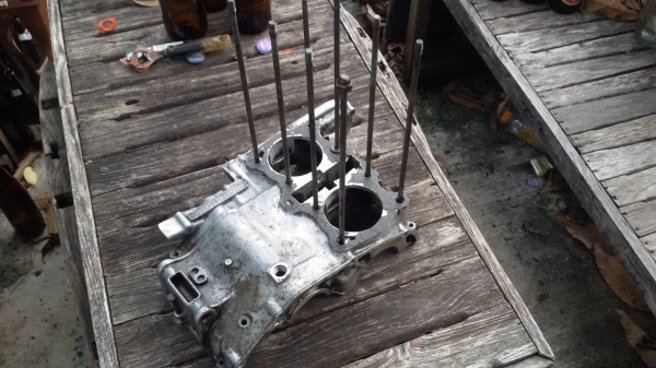 ขายครับอะไหล่ honda c92/cd125 /cb250/cb350/ cb360/cb77 อื่นๆๆดูเอาครับ กทม.