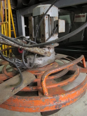 ขายแมงปอปาดปูนของสวีเดนรุ่นแปลกใช้มอเตอร์เกียร์