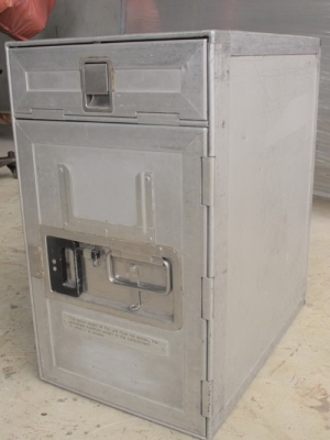 ขายกล่องอลูมิเนียมใส่อาหารบนเครื่องบินสวยๆแข็งแรง