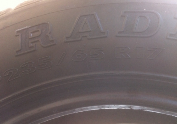 ขายยาง dunlop at3 ขอบ17 พร้อมของแถม ขายยาง dunlop at3 ขอบ17 พร้อมของแถม