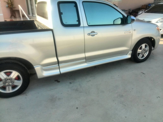 TOYOTA HILUX VIGO CAB 3.0 D4D 335,000 ฿