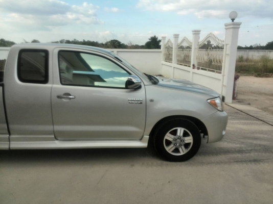 TOYOTA HILUX VIGO CAB 3.0 D4D 335,000 ฿ TOYOTA HILUX VIGO CAB 3.0 D4D 335,000 ฿