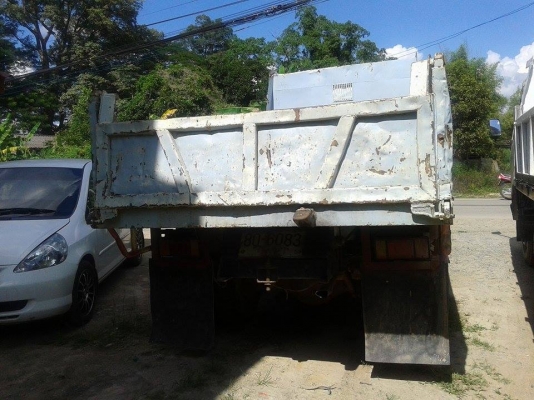 รถบรรทุก 6ล้อดั้ม 5 คิว