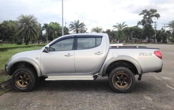 TRITON 2.4 PLUS ปี2009 ขายดาวน์ 80000
