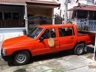 ขายกะบะ 4 ประตู toyota hilux ln