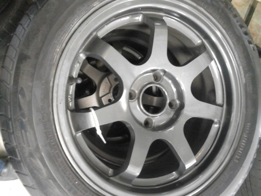 แม๊ก ขอบ 15 พร้อมยาง 185/60R15  ปี 2012 ชุด 4 ล้อ TEL.081-427-3941