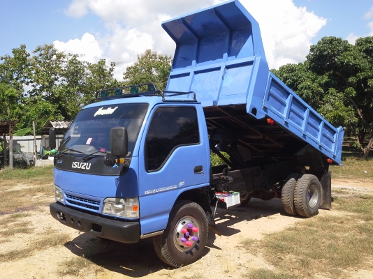 ขาย6ล้อดั้ม ISUZU  NQR 150แรง รถปี46  สภาพสวยพร้อมใช้งาน แรงดีราคาเบา