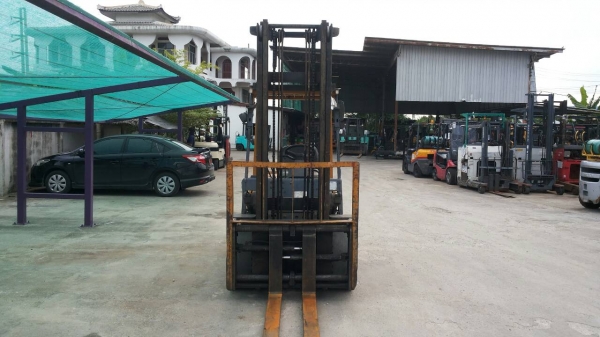 ขาย. รถโฟล์คลิฟท์ tcm FD30 เครื่องยนต์ดีเซล เกียร์ ออโต้