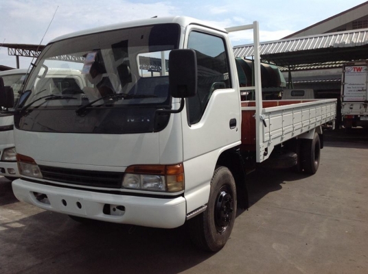 รถบรรทุก 6 ล้อใหญ่ isuzu ขายถูก ปิดโกดังค่ะ