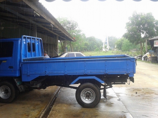 บอกขายรถ4ล้อกลาง