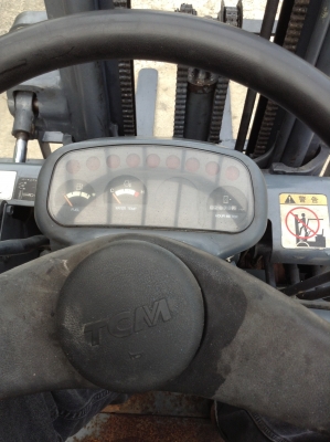 +++ ขายโฟล์คลิฟท์  T.C.M. FG25 N16  ขนาด  2.5  ตัน  เครื่องยนต์เบนซิน + แก๊ส  เสาพิเศษ  4  เมตร  3  ท่อน  เกียร์ออโตเมติค  ยางตันใหม่ครับ  *** รถนอก พร้อมใช้  3,xxxx  ชม. ***