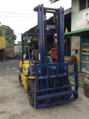 +++ ขายโฟล์คลิฟท์  KOMATSU  FD25-11  ขนาด  2.5  ตัน  เครื่องยนต์ดีเซล   เสา  4  เมตร  ฮิ้งค์โฟล์ค  เกียร์ธรรมดา  งา 1,070  มม.  ยางตัน ครับ *** รถพร้อมใช้ ครับ ***