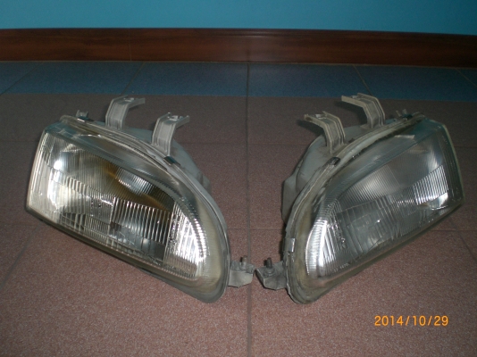 ไฟหน้า honda civic 3-4dr 1คู่ ของแท้800