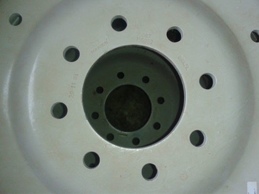 ขายแล้ว ขอบคุณลูกค้าจากกำแพงเพชรมากครับ กระทะล้อหลังรถไถฟอร์ดแท้ติดรถ(เก่านอก) CNH กระทะหลังขอบ 30" X 16"