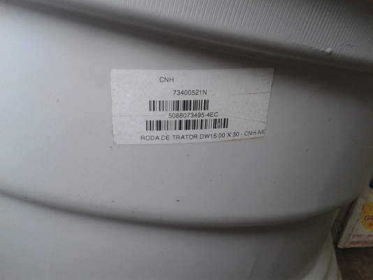 ขายแล้ว ขอบคุณลูกค้าจากกำแพงเพชรมากครับ กระทะล้อหลังรถไถฟอร์ดแท้ติดรถ(เก่านอก) CNH กระทะหลังขอบ 30" X 16"