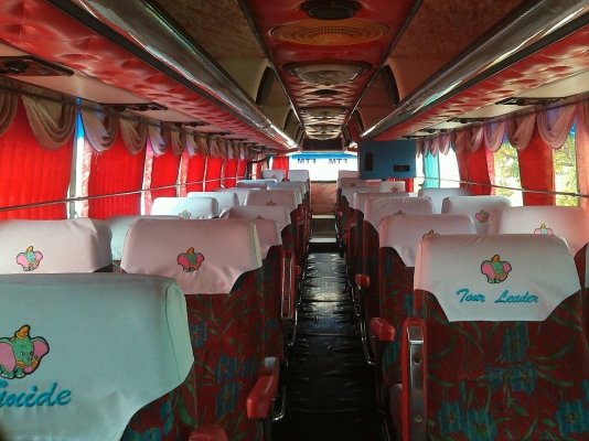 ขายรถบัสแอร์ 6 ล้อ 12 เมตรชั้นครึ่งมีห้องล่าง