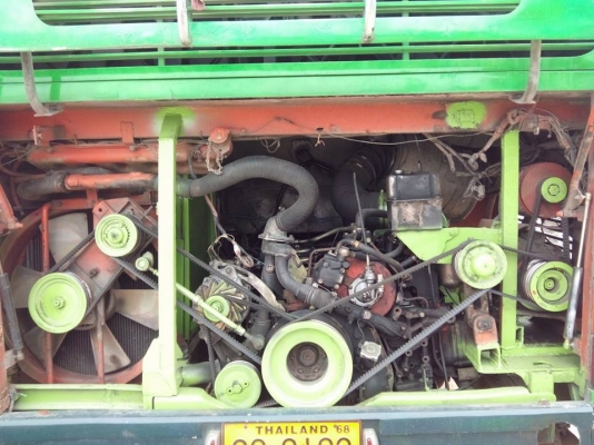 ขายรถบัสแอร์ 6 ล้อ 12 เมตรชั้นครึ่งมีห้องล่าง