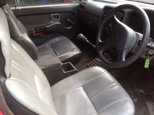 นิสสัน บิ๊กเอ็มแค็ป ฝาแดง ไมล์โค้ง ปี 96 ราคาถูก 96000 บาท