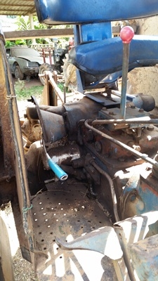 ขายรถไถฟอร์ด 6600 เสื้อลาย