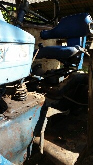 ขายรถไถฟอร์ด 6600 เสื้อลาย