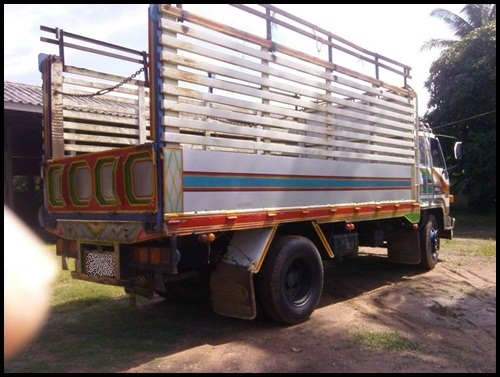 ขายด่วน 6 ล้ออีซูซุร๊อคกี้ ขายด่วน 6 ล้ออีซูซุร๊อคกี้