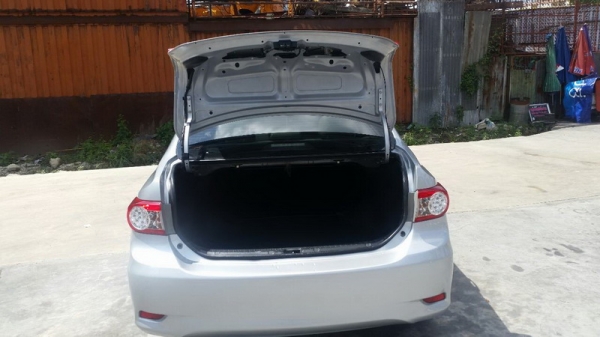 ฟรีดาวน์ ฟรีค่าใช้จ่าย จัดไฟแนนได้ TOYOTA COROLLA ALTIS 1.6 G ปี 2011 ตัว TOP รถสวย ARIBAG คู่หน้า เบรคระบบ ABS ล้อ MAX มีสปอรตไลท์ เบาะหนัง สภาพดี กระจกไฟฟ้า ปรับข้างไฟฟ้า เครื่องเดิมๆวิ่งดีมาก ช่วงล่างแน่น ภายในลายไม้สภาพสวย สีสวย รถพร้มใช้งาน