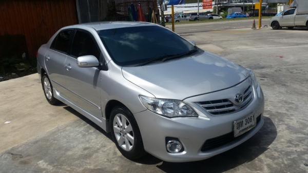 ฟรีดาวน์ ฟรีค่าใช้จ่าย จัดไฟแนนได้ TOYOTA COROLLA ALTIS 1.6 G ปี 2011 ตัว TOP รถสวย ARIBAG คู่หน้า เบรคระบบ ABS ล้อ MAX มีสปอรตไลท์ เบาะหนัง สภาพดี กระจกไฟฟ้า ปรับข้างไฟฟ้า เครื่องเดิมๆวิ่งดีมาก ช่วงล่างแน่น ภายในลายไม้สภาพสวย สีสวย รถพร้มใช้งาน