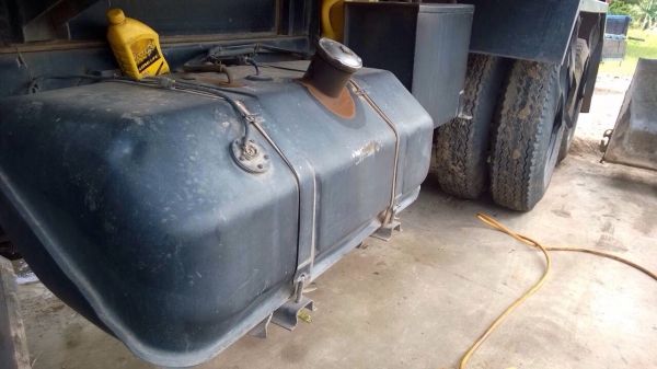 ขายรถบรรทุกสิบล้อดัมพ์ HINO 3M เครื่อง 240 แรง FM3MNLD กระบะดัมพ์สามมิตร มีระบบลากพ่วง ทะเบียนพร้อ