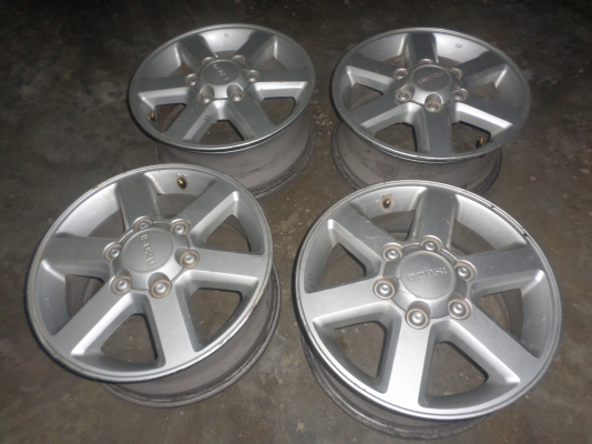 ขายล้อแมกซ์ อีซูซุ ดีแมกซ์ ใช้กับยาง 245  70  R16