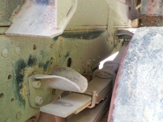 รถอีซูซุ  6  ล้อดั้ม NQR  150 แรงม้า. ปี 50  สนใจติดต่อ 081 - 6079515