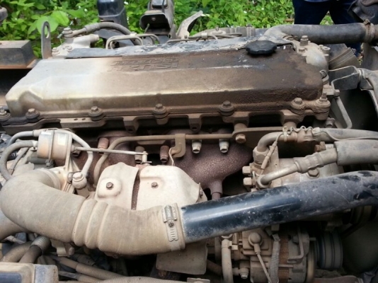 รถอีซูซุ  6  ล้อดั้ม NQR  150 แรงม้า. ปี 50  สนใจติดต่อ 081 - 6079515