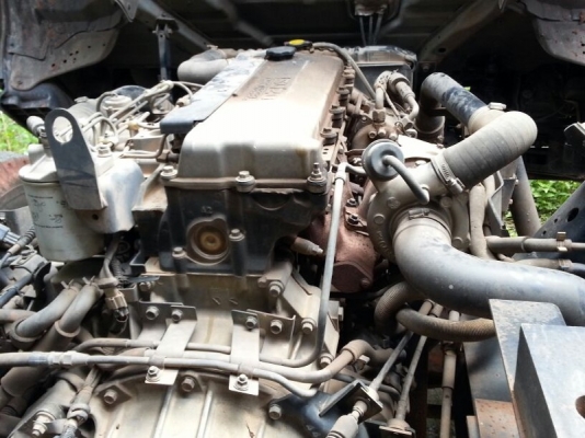 รถอีซูซุ  6  ล้อดั้ม NQR  150 แรงม้า. ปี 50  สนใจติดต่อ 081 - 6079515