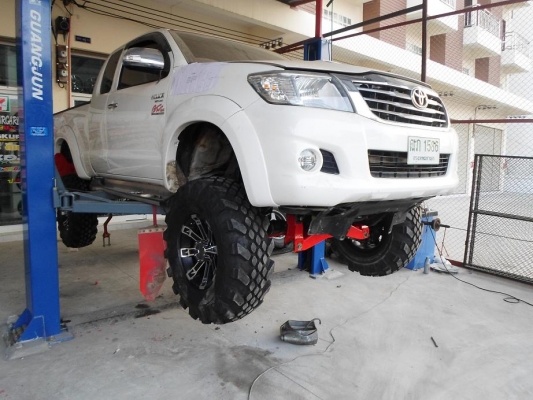 รับสร้างรถออฟโรดราคาถูก