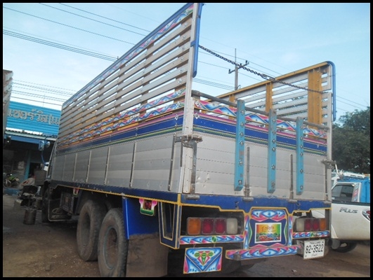 อีซูซุ 210 วางหัว เดกก้า อีซูซุ 210 วางหัว เดกก้า