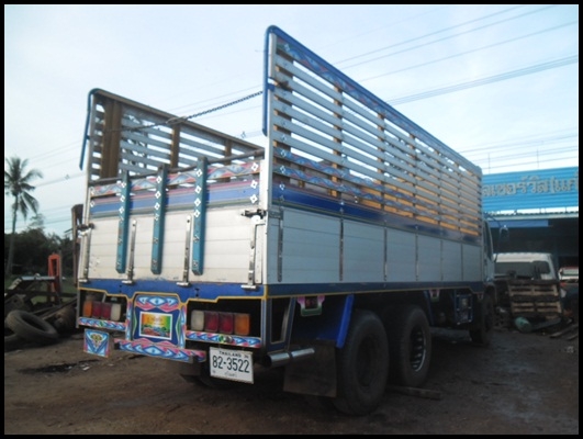 อีซูซุ 210 วางหัว เดกก้า อีซูซุ 210 วางหัว เดกก้า