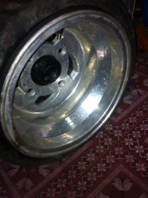 ขายล้อATVขอบ10กว้าง6/4วง หรือเอาไปแปลงใส่มอไซ ขายล้อATVขอบ10กว้าง6/4วง หรือเอาไปแปลงใส่มอไซ