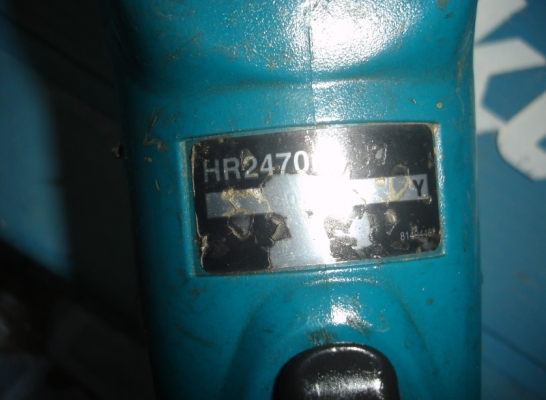 ขายสว่านโรตารี่ 3 ระบบ Makita รุ่น HR 2470 F (780w.)