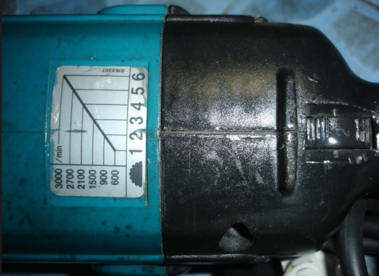 ขายเครื่องขัดสีไฟฟ้า มากีต้า Makita รุ่น 9227C