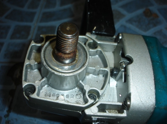 ขายเครื่องขัดสีไฟฟ้า มากีต้า Makita รุ่น 9227C