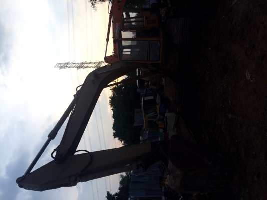 ขายด่วน komatsu 200-3 ขายด่วน komatsu 200-3