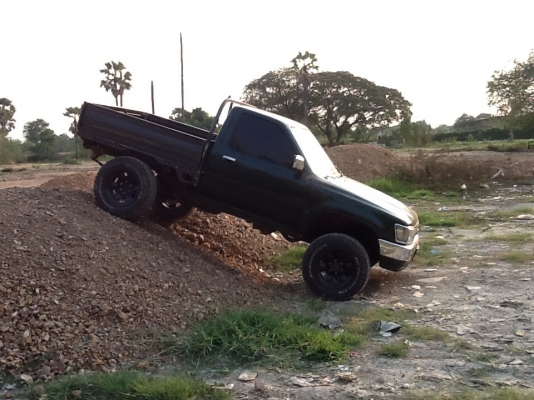 ขายเครือง 2L 4wd(อ่างน้ำมันหลังเครือง)มีเลขเครืองยกลง ขายเครือง 2L 4wd(อ่างน้ำมันหลังเครือง)มีเลขเครืองยกลง