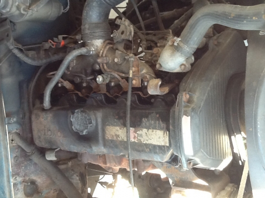 ขายเครือง 2L 4wd(อ่างน้ำมันหลังเครือง)มีเลขเครืองยกลง