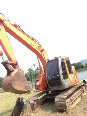 ขายด่วน รถขุด Hitachi ZX135US  ปี 2003   สภาพพร้อมใช้งาน สวยจิง ๆๆจ้า