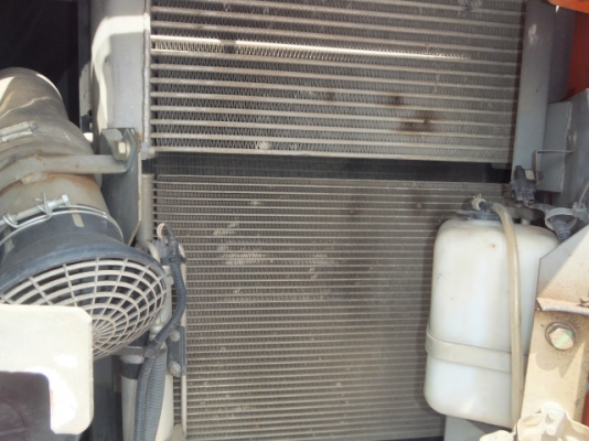 ขายด่วน รถขุด Hitachi ZX135US  ปี 2003   สภาพพร้อมใช้งาน สวยจิง ๆๆจ้า